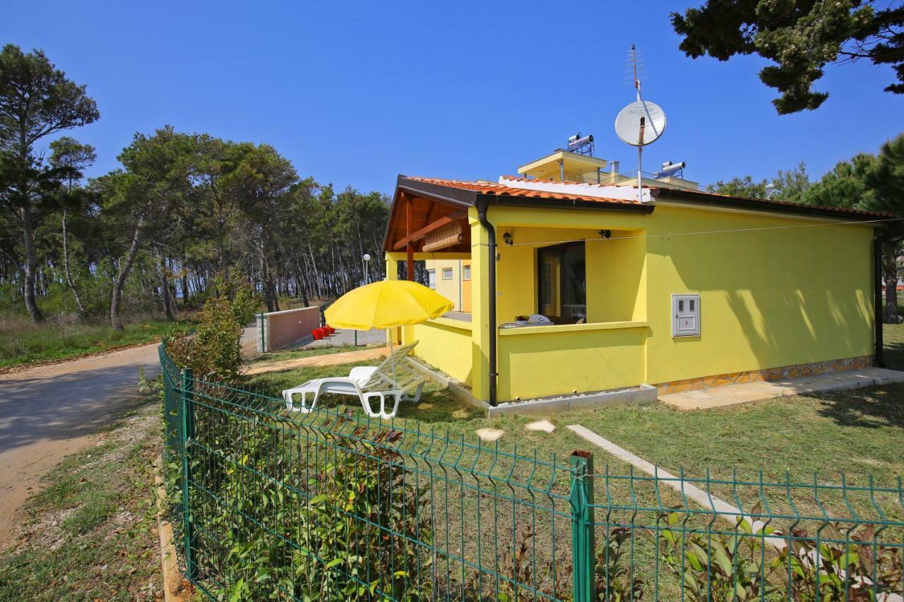 House On The Beach Tin Privlaka  Extérieur photo